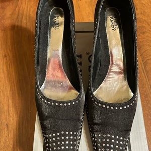 Valenti Franci Vintage Black 3 inch heels with stonez  Size 9